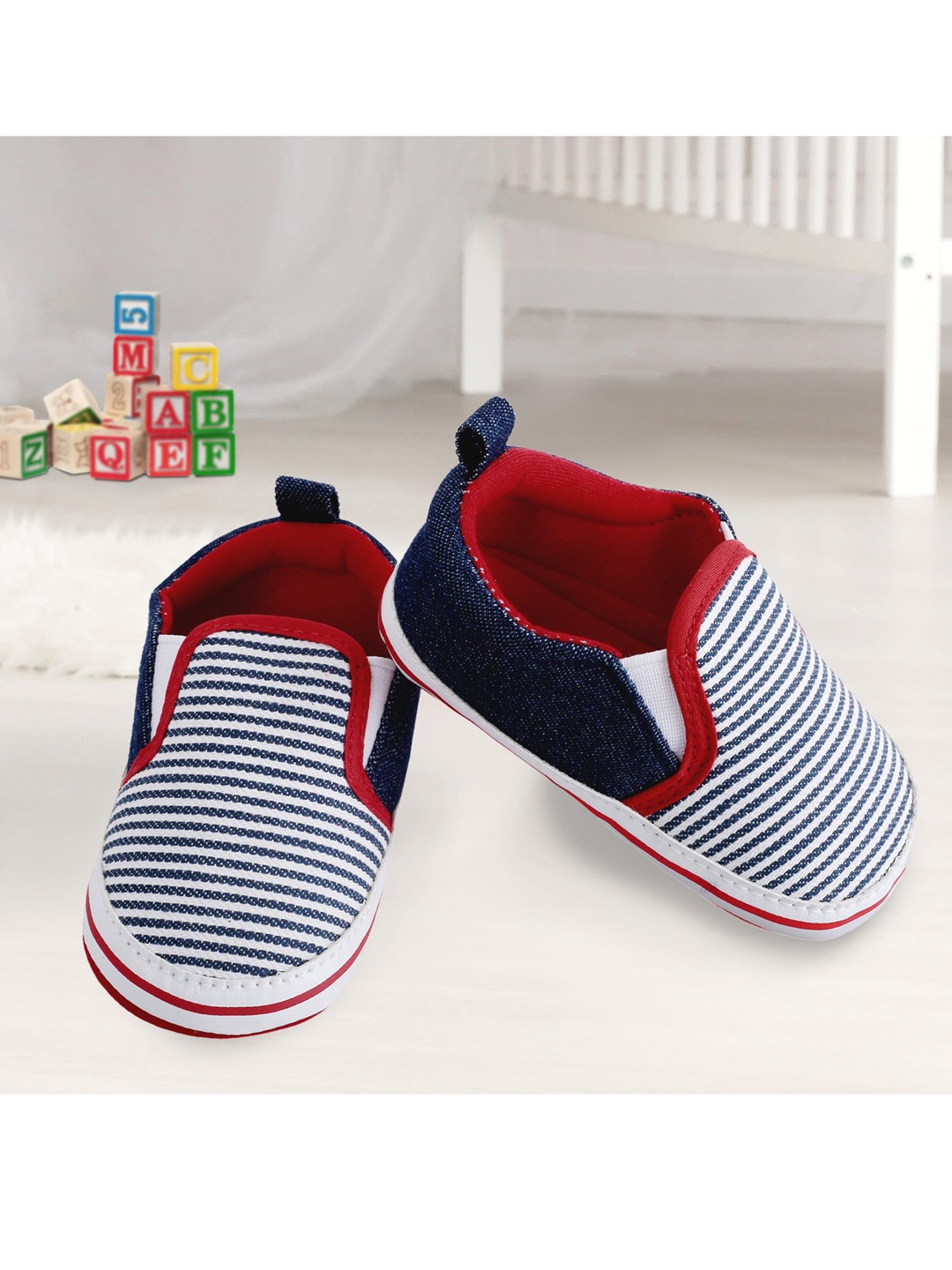 

Baby Moo Unisex Kids Blue Striped Slip-On Booties