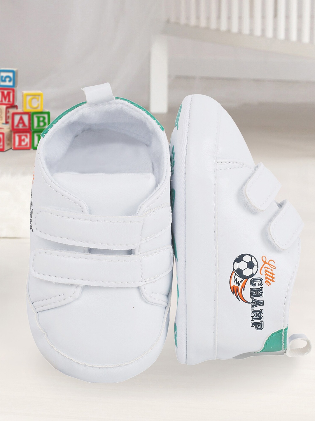

Baby Moo Infant Kids White & Black Little Champ Printed Booties