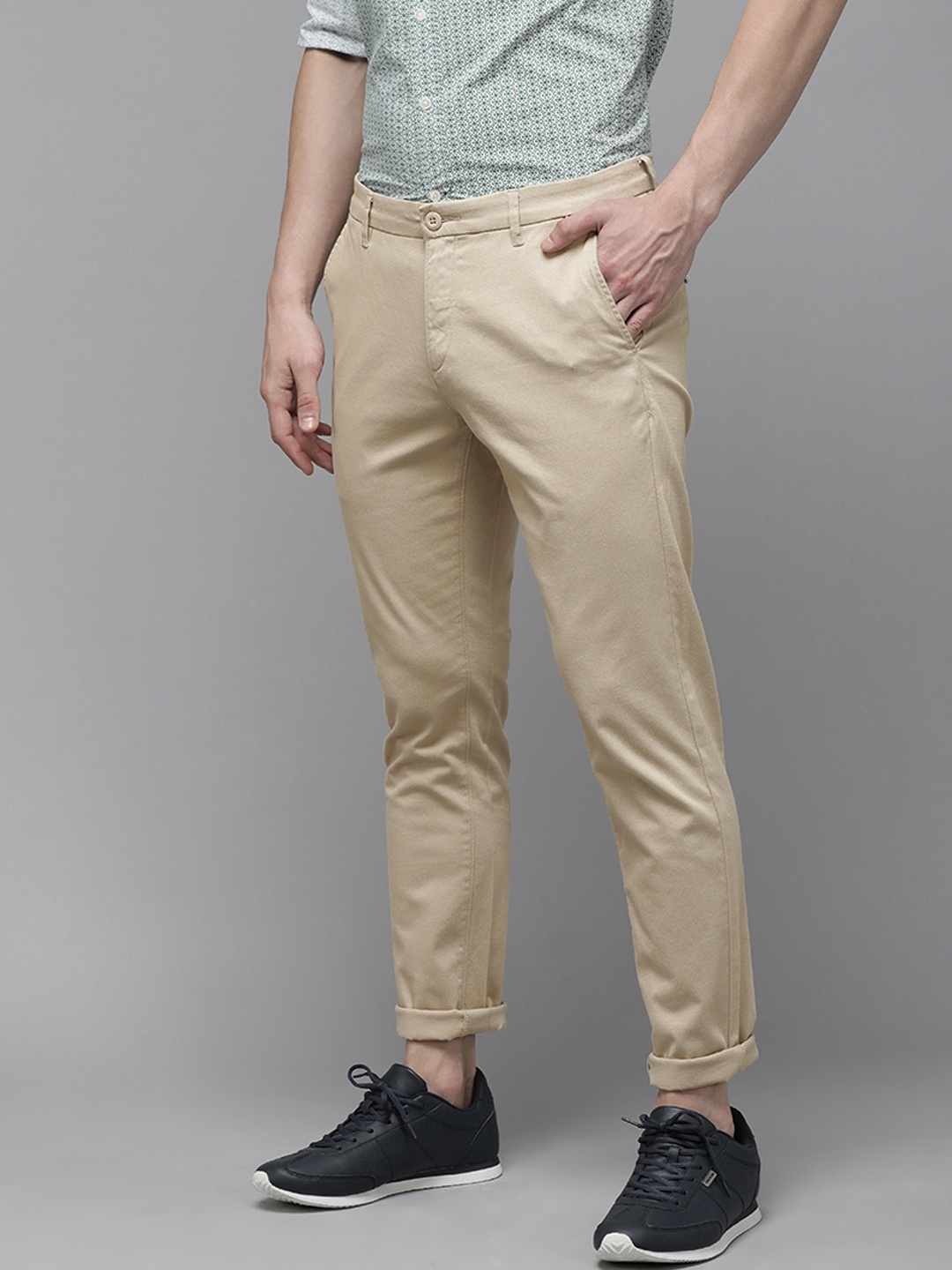 

U S Polo Assn Men Beige Solid Trim Fit Casual Trousers