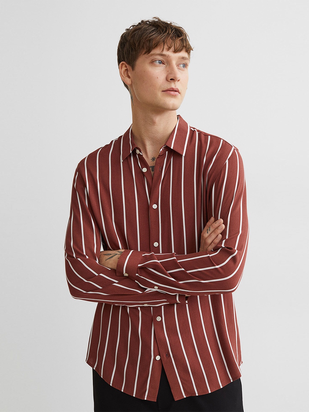 

H&M Men Brown Viscose Shirt Slim Fit