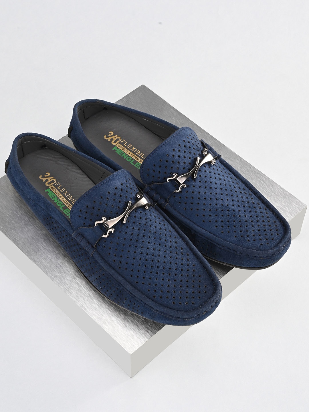 

MENGLER Men Blue Perforations Suede Loafers