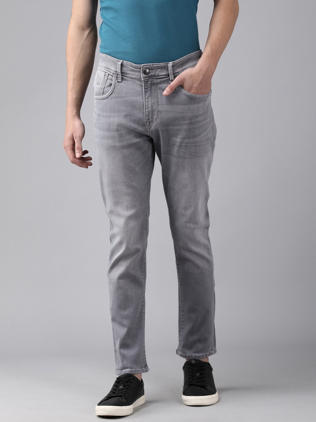 

U.S. Polo Assn. Denim Co. Men Grey Tapered Fit Mid-Rise Light Fade Crop Stretchable Jeans
