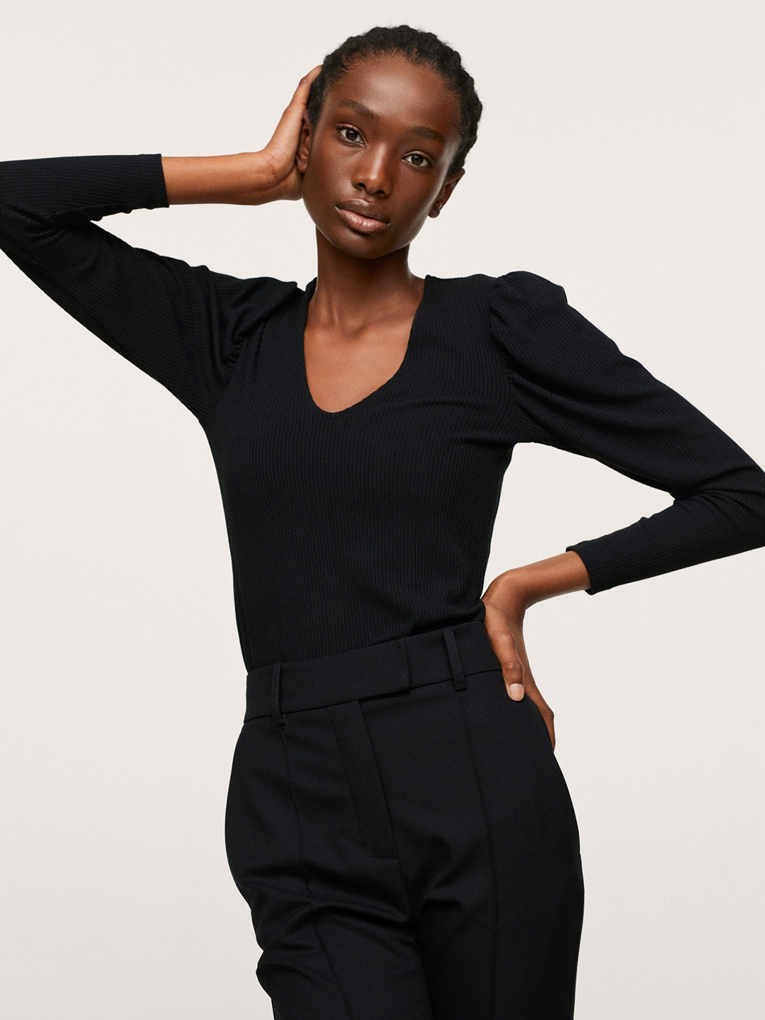 

MANGO Women Black Solid Slim Fit T-shirt