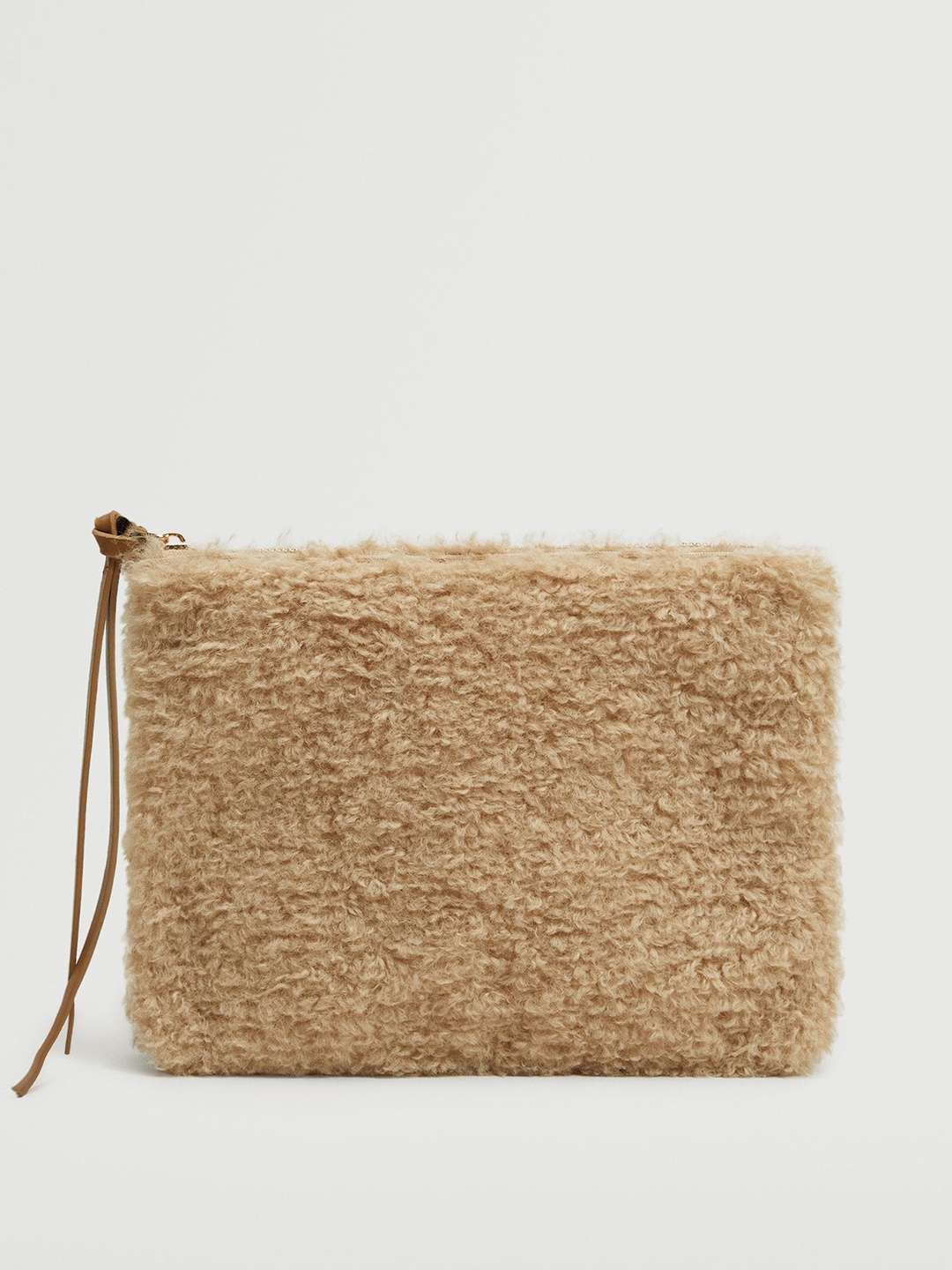 

MANGO Women Beige Faux Fur Cosmetic Pouch
