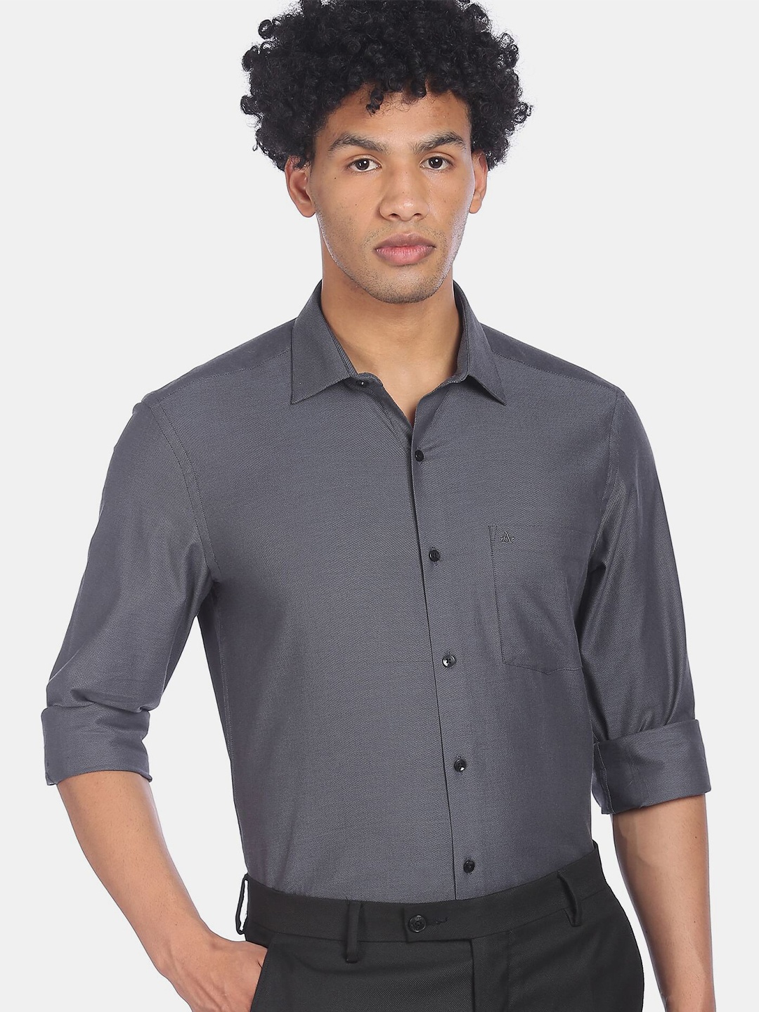 

Arrow Men Grey Solid Casual Pure Cotton Shirt