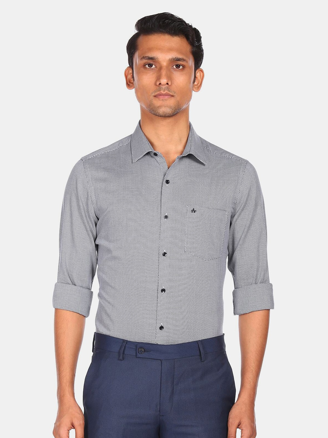 

Arrow Men Black Slim Fit Printed Casual Shirt