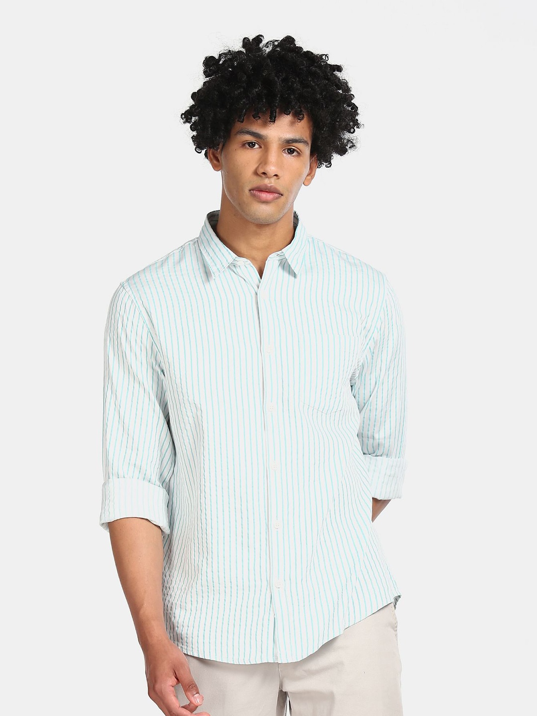 

Ruggers Men White Opaque Striped Casual Shirt