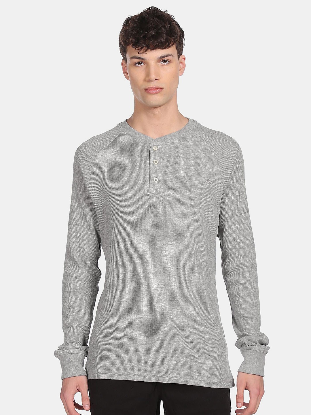 

Aeropostale Men Grey Henley Neck T-shirt
