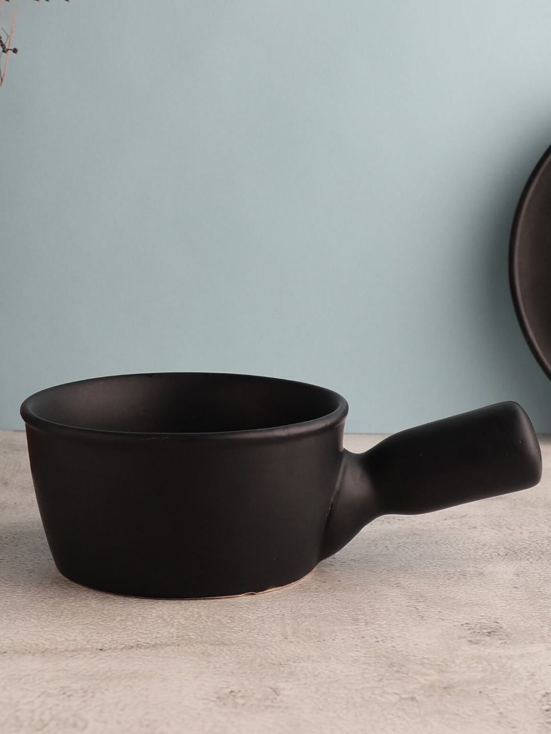 

The Decor Mart 1 Black Ceramic Matte Bowls