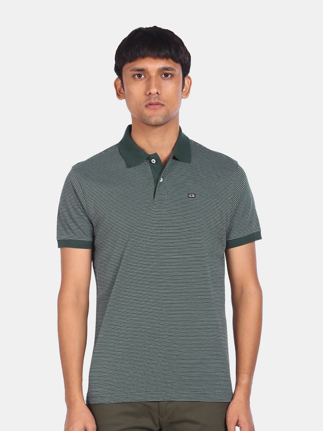 

Arrow Sport Men Green Polo Collar Pockets T-shirt