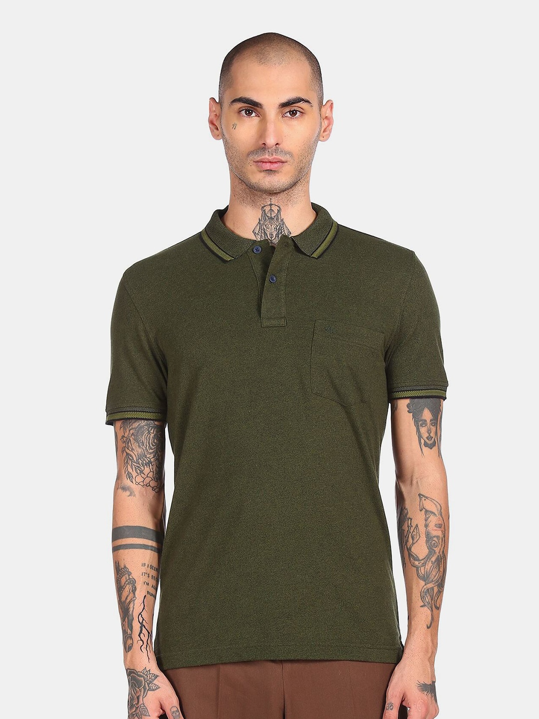 

Arrow Sport Men Green Pockets T-shirt