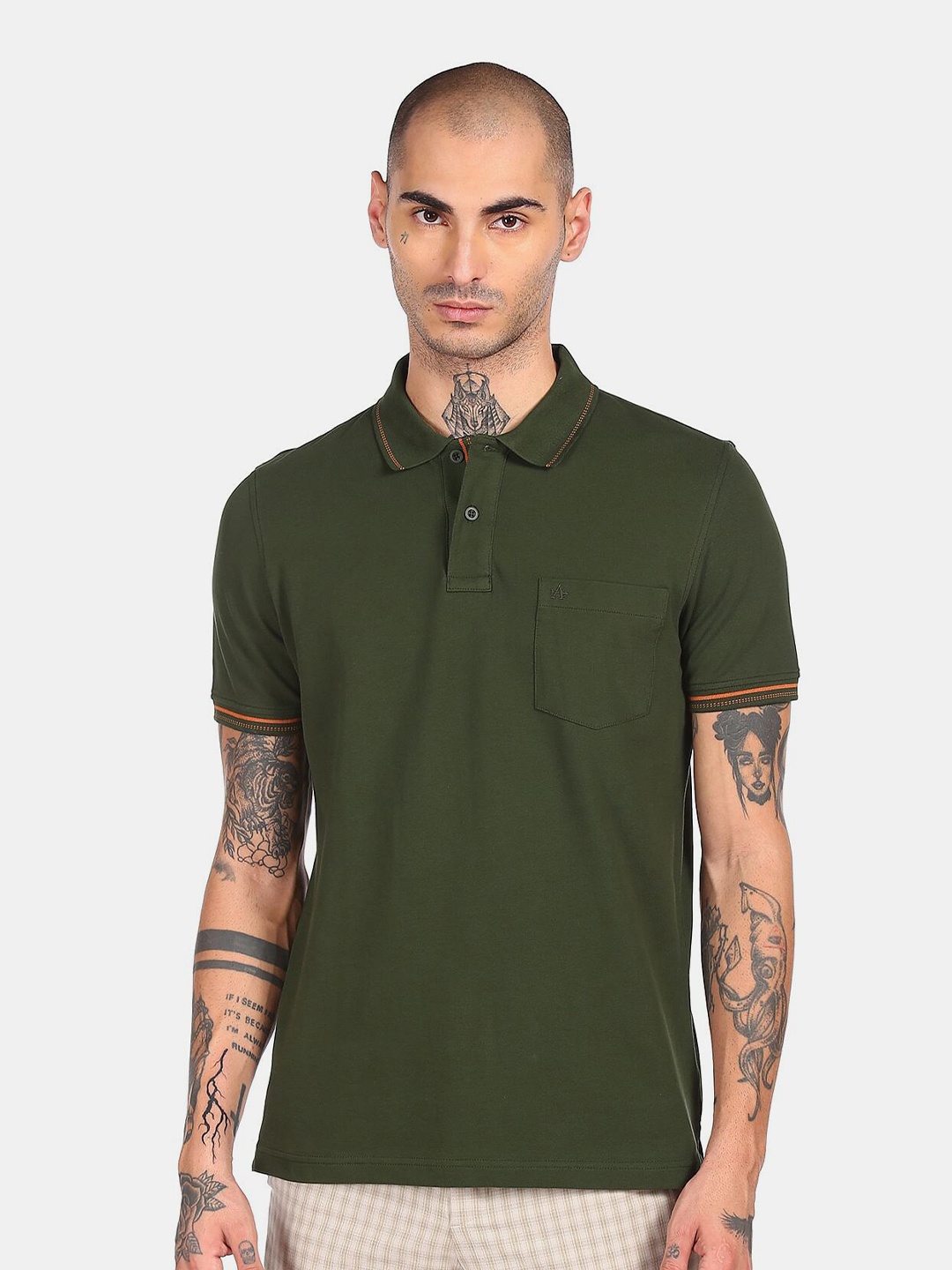 

Arrow Sport Men Green Pockets T-shirt