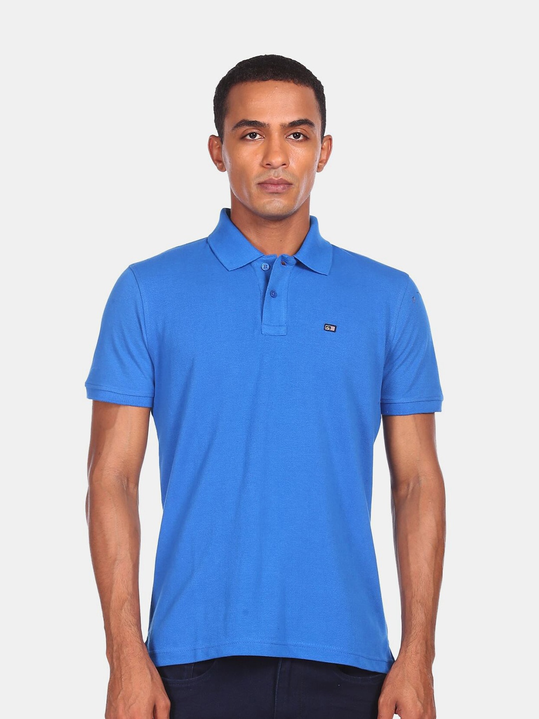 

Arrow Sport Men Blue Polo Collar Applique T-shirt