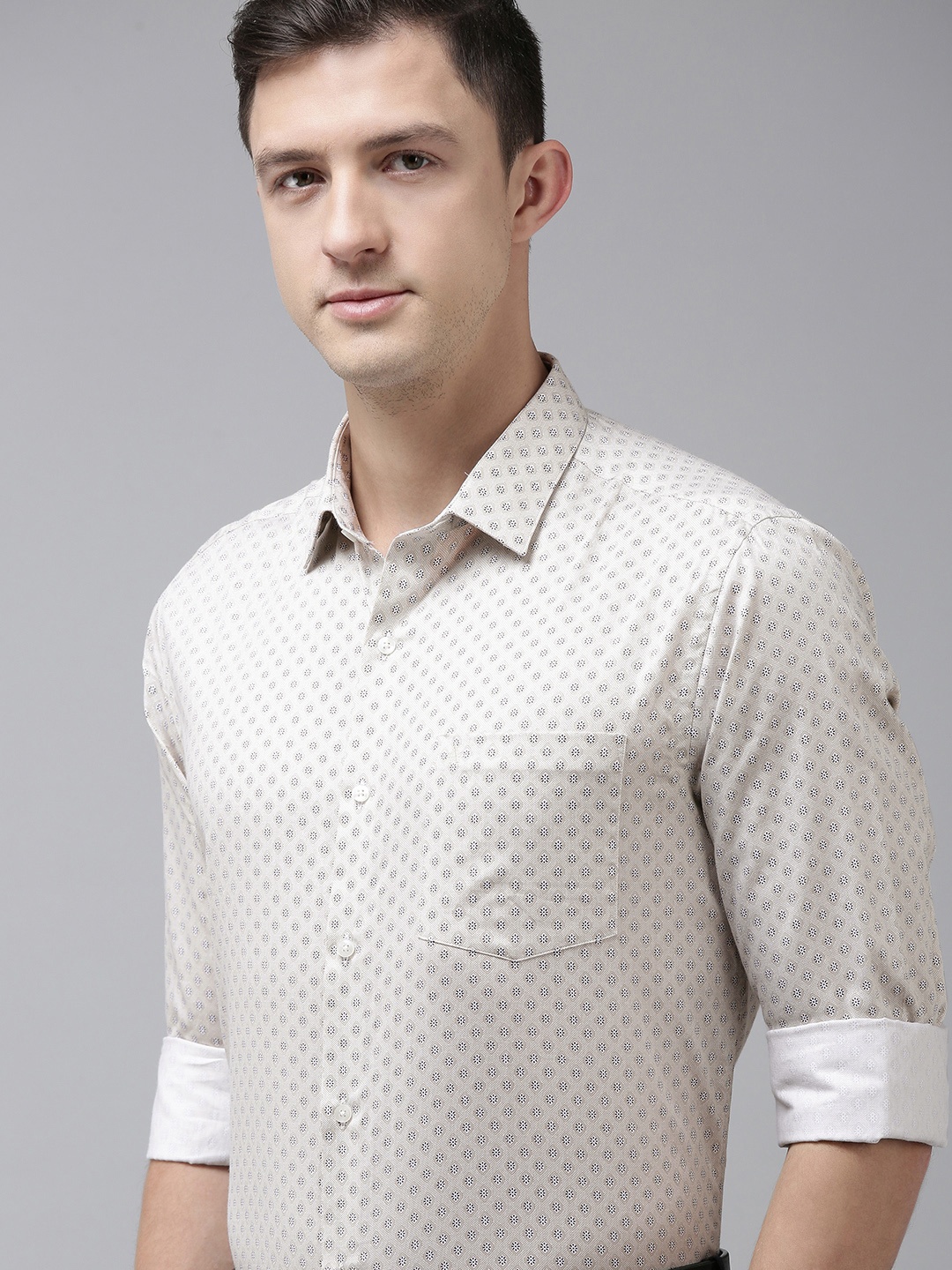 

Arrow Men Beige & Blue Printed Slim Fit Pure Cotton Formal Shirt