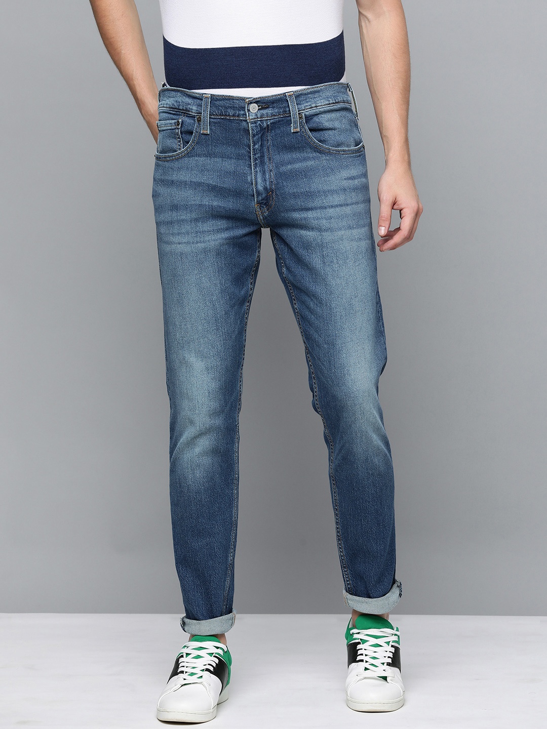 

Levis Men Blue 512 Slim Tapered Fit Heavy Fade Mid-Rise Stretchable Jeans
