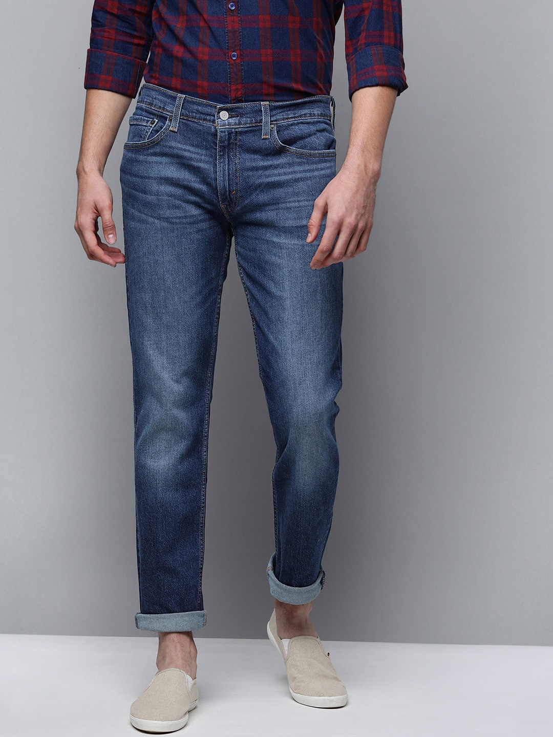 

Levis Men Blue 511 Slim Fit Light Fade Mid Rise Stretchable Jeans