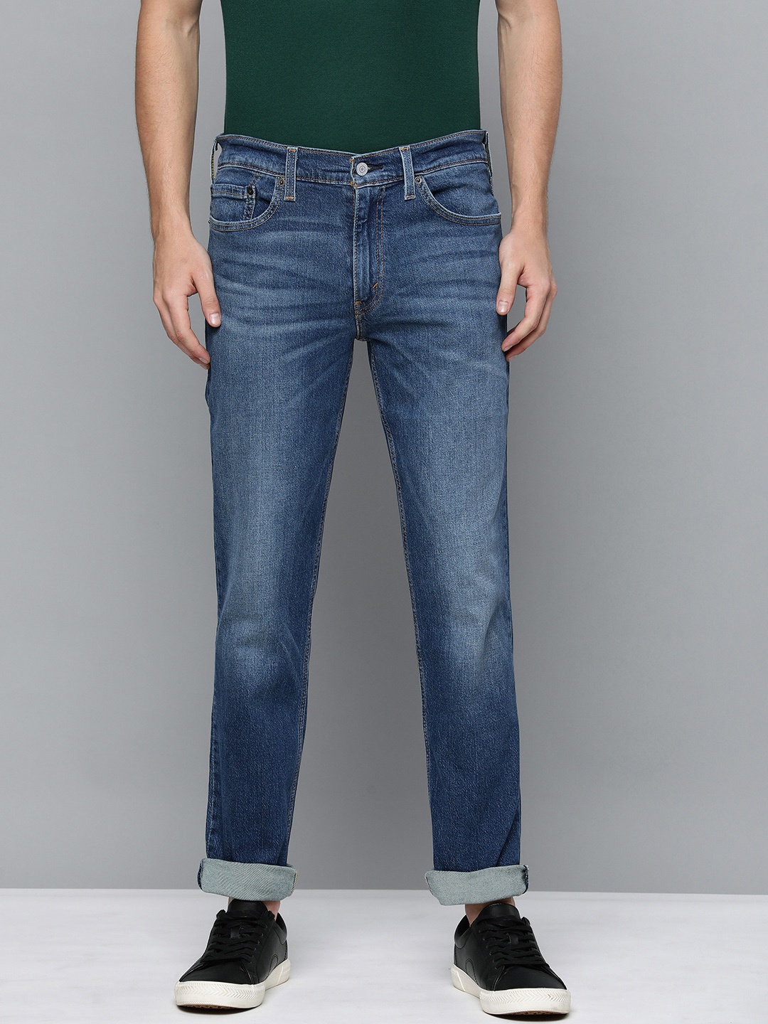 

Levis Men Blue 511 Slim Fit Light Fade Mid-Rise Stretchable Jeans