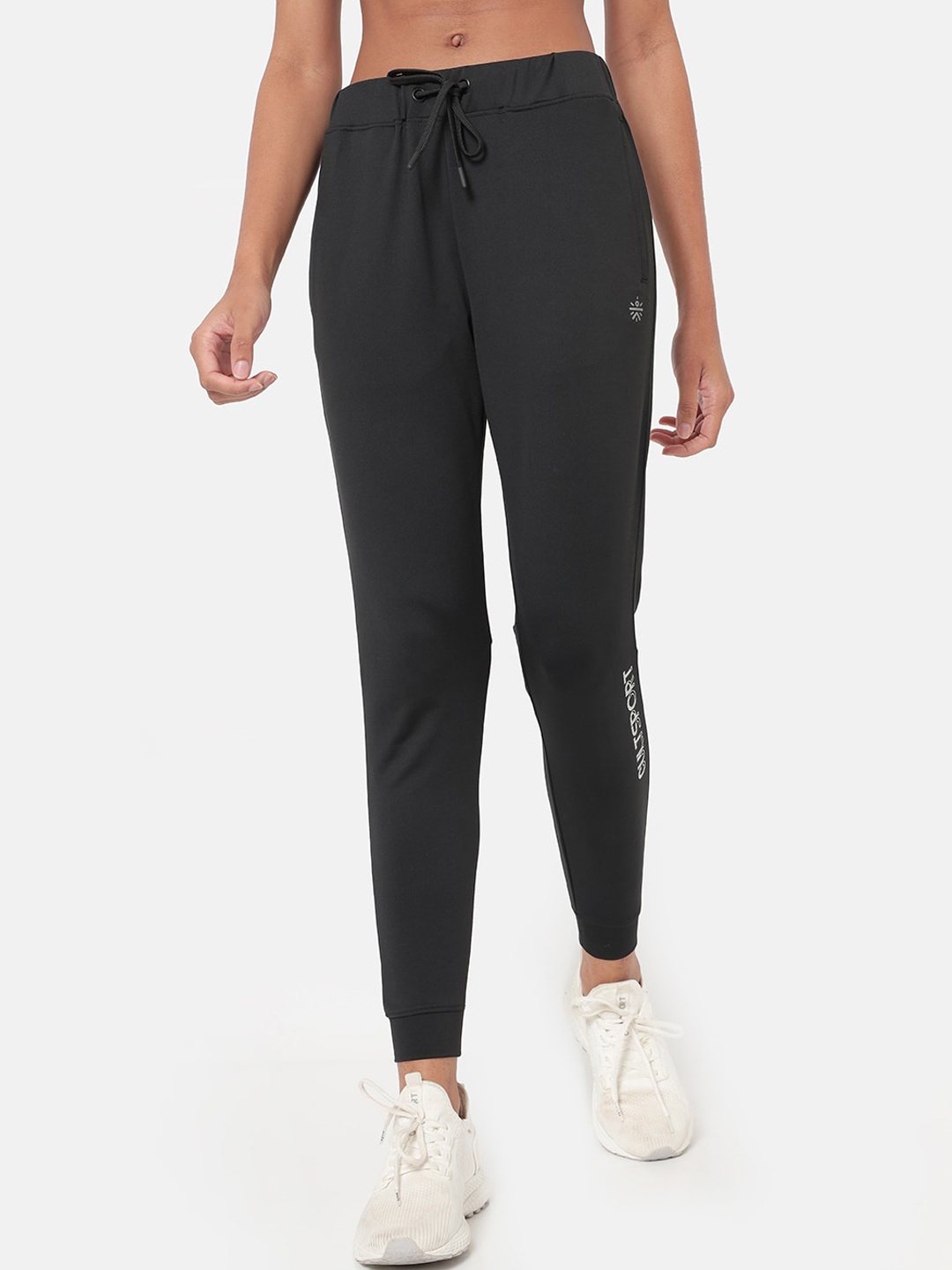 

Cultsport Women Black Solid Joggers