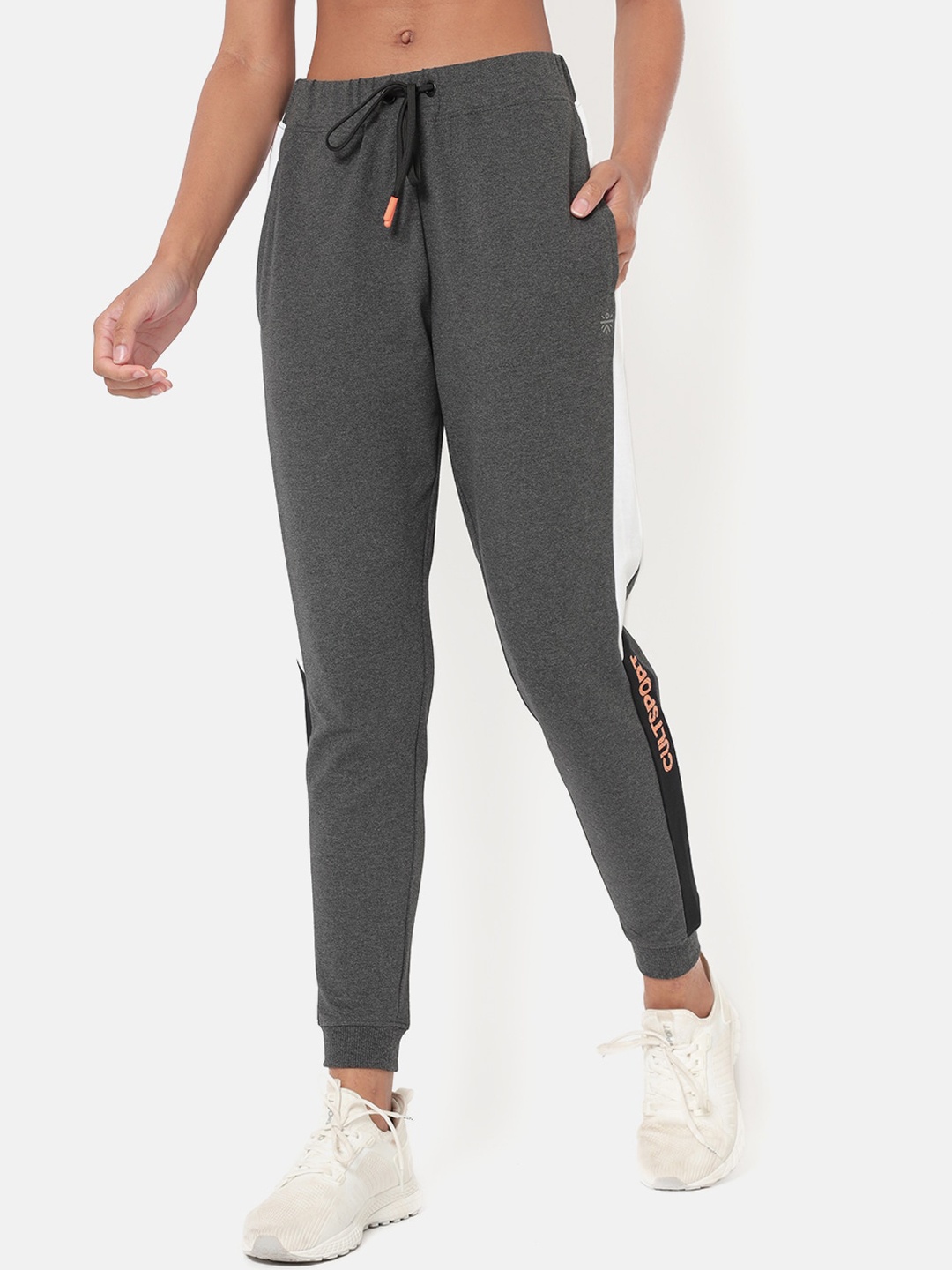 

CULT Women Vitals Solid Running Joggers, Grey melange