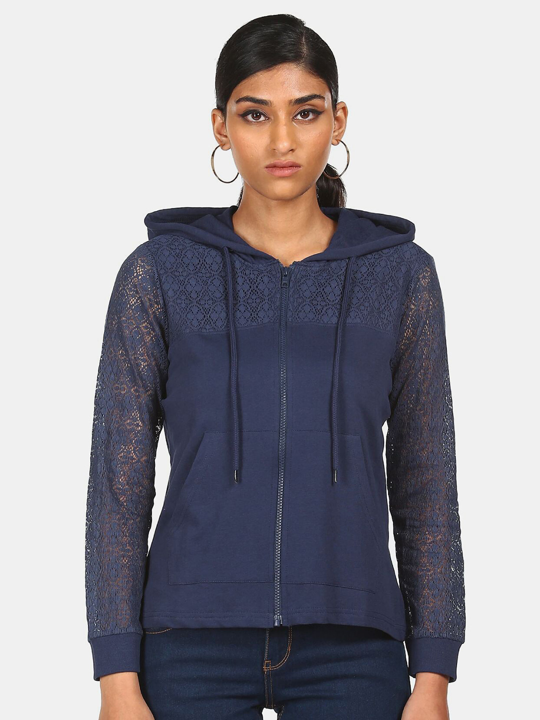 

Sugr Women Blue Solid Hooded Pure Cotton Sweatshirt