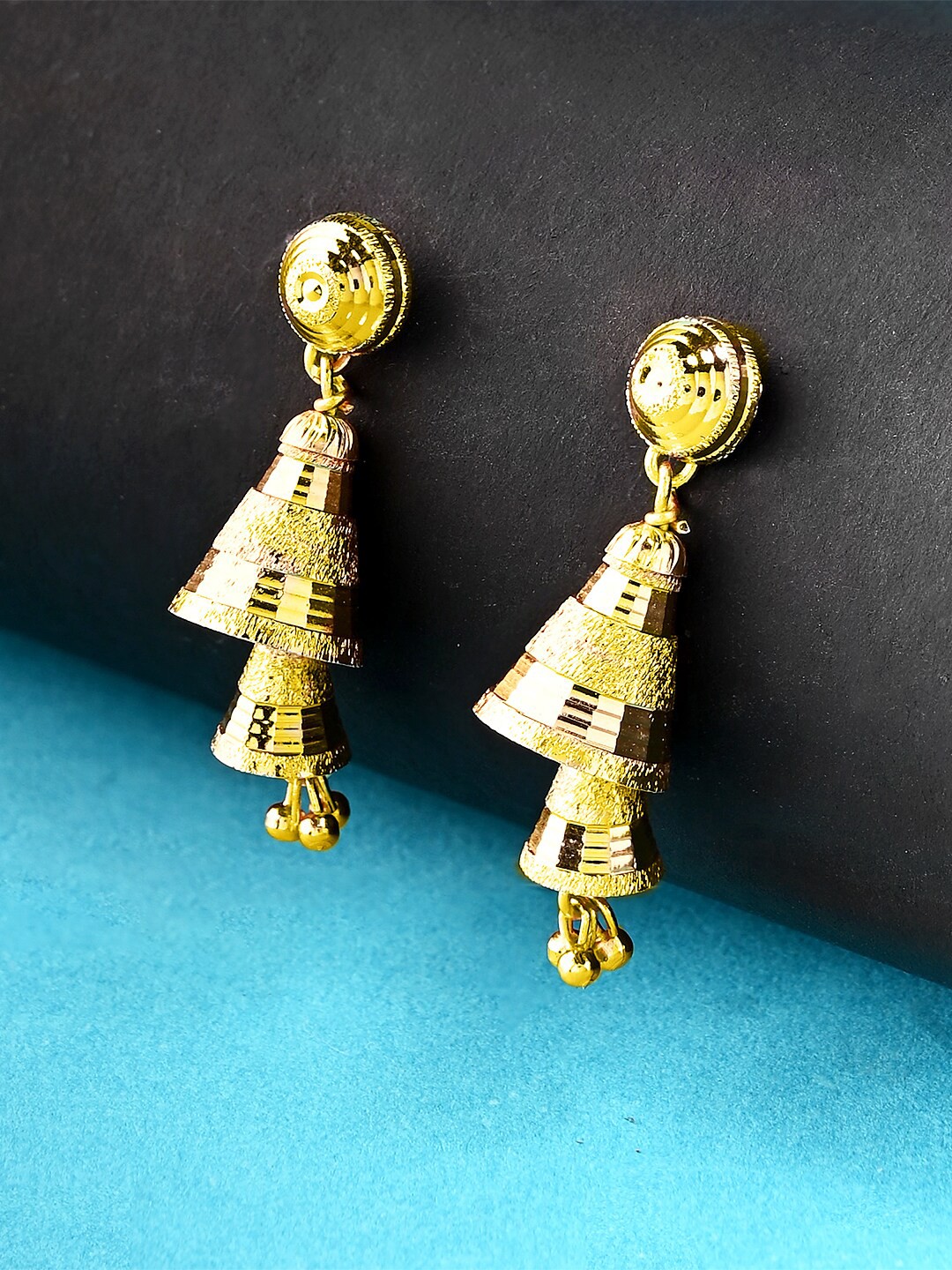 

Studio Voylla Gold-Toned Dome Shaped Drop Earrings