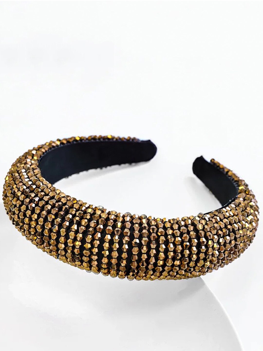 

Vembley Women Gold-Toned & Black Embellished Hairband