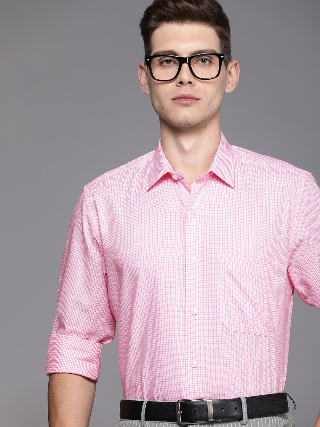 

Louis Philippe Men Pink Slim Fit Formal Shirt