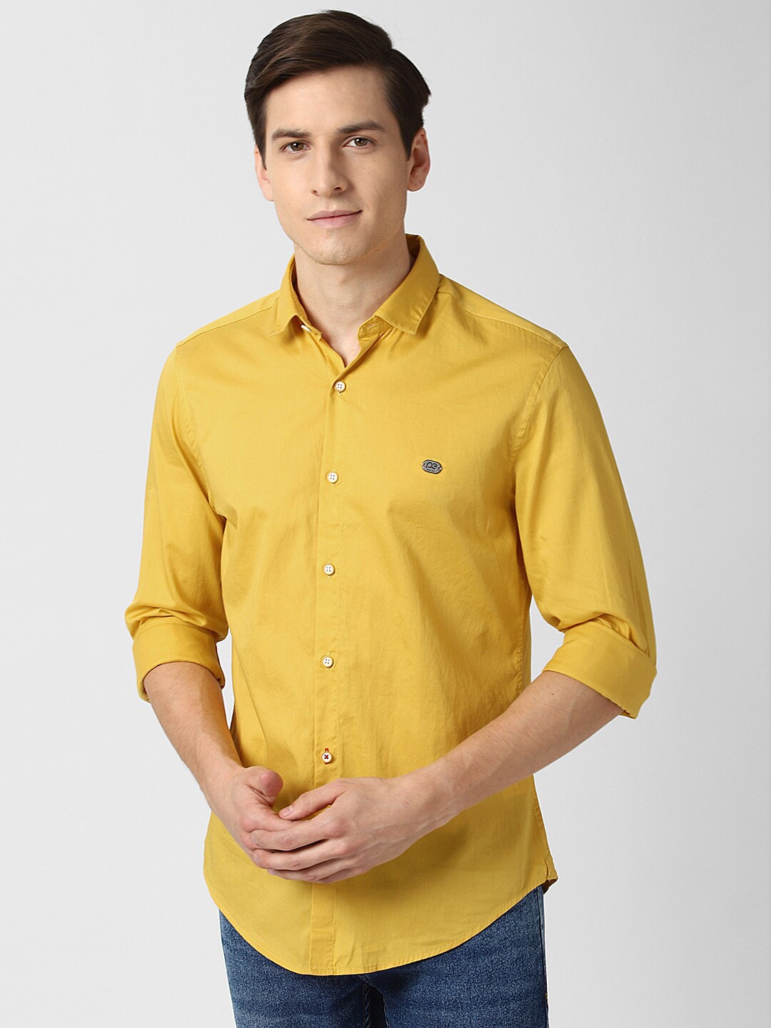 

Peter England Casuals Men Yellow Slim Fit Casual Shirt