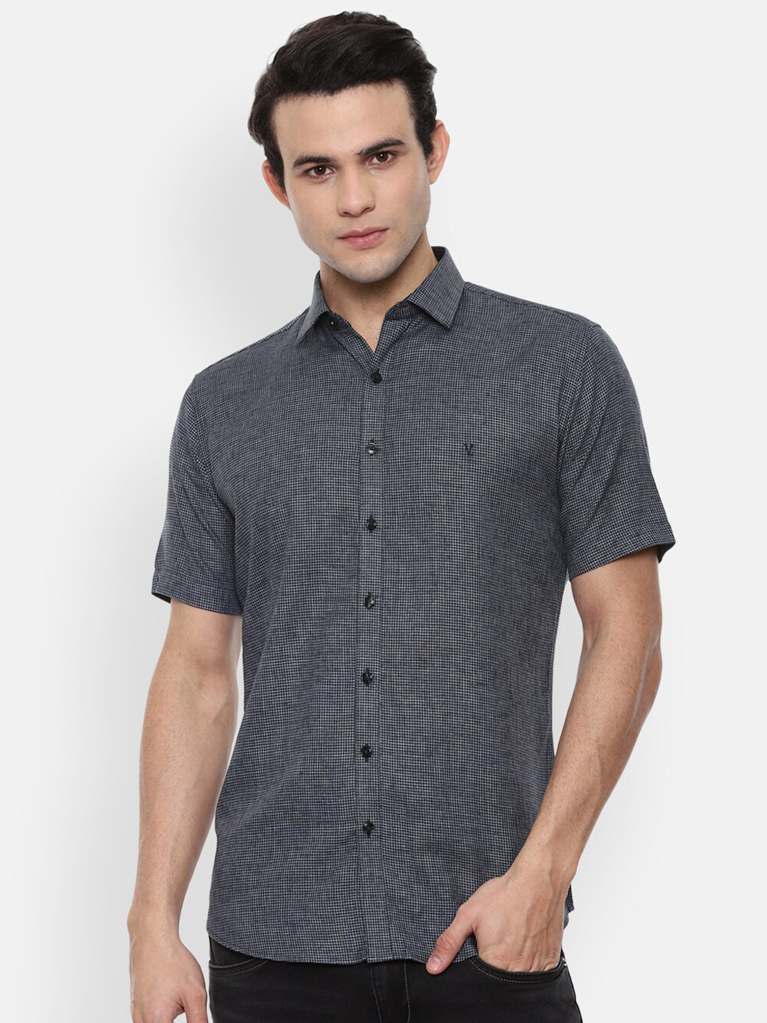 

V Dot Men Grey Slim Fit Opaque Printed Casual Shirt