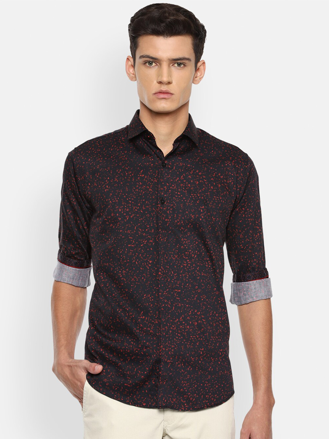 

V Dot Men Blue Slim Fit Floral Opaque Printed Casual Shirt