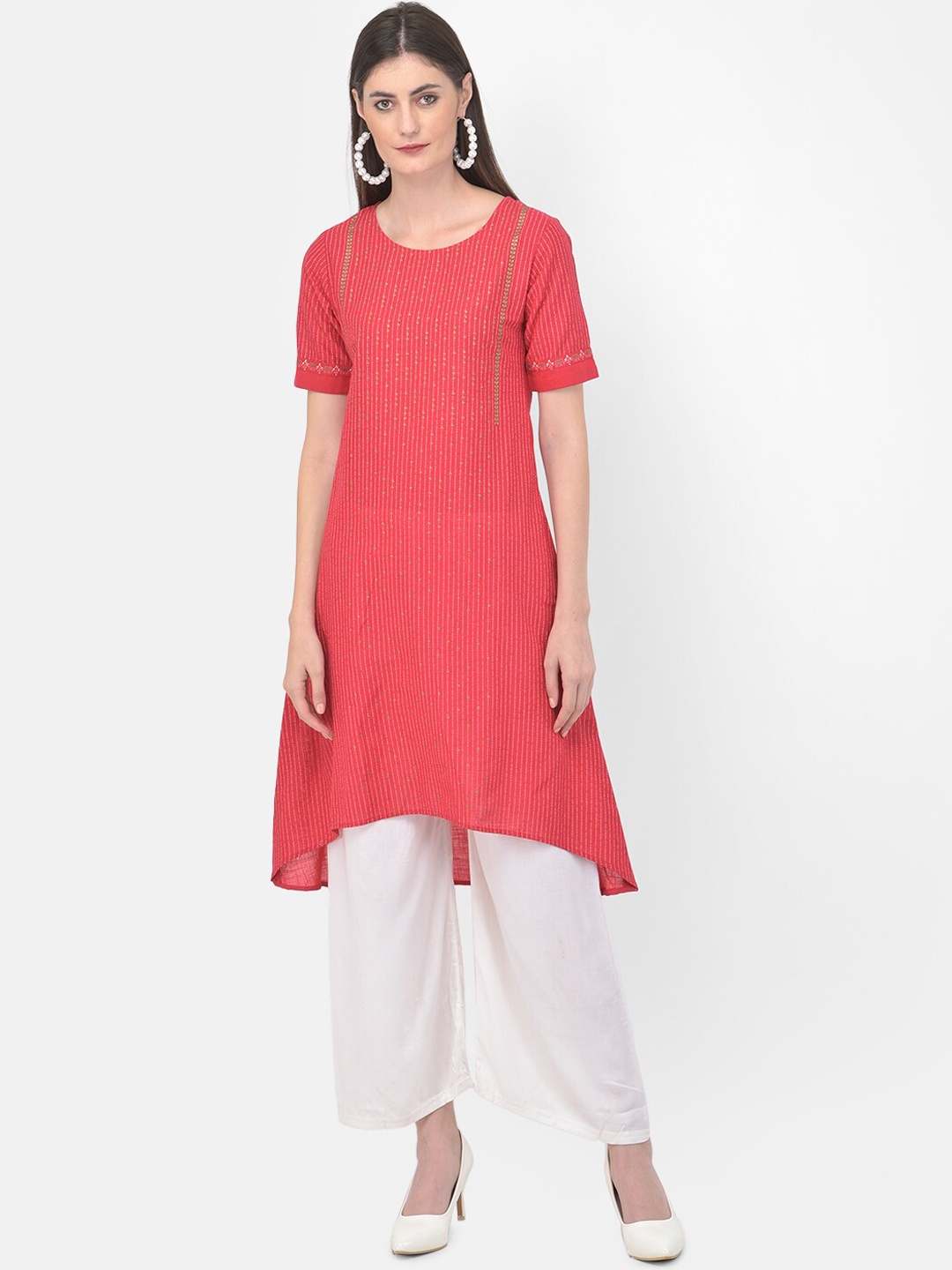 

Span Women Pink Embroidered Gotta Patti Kurta