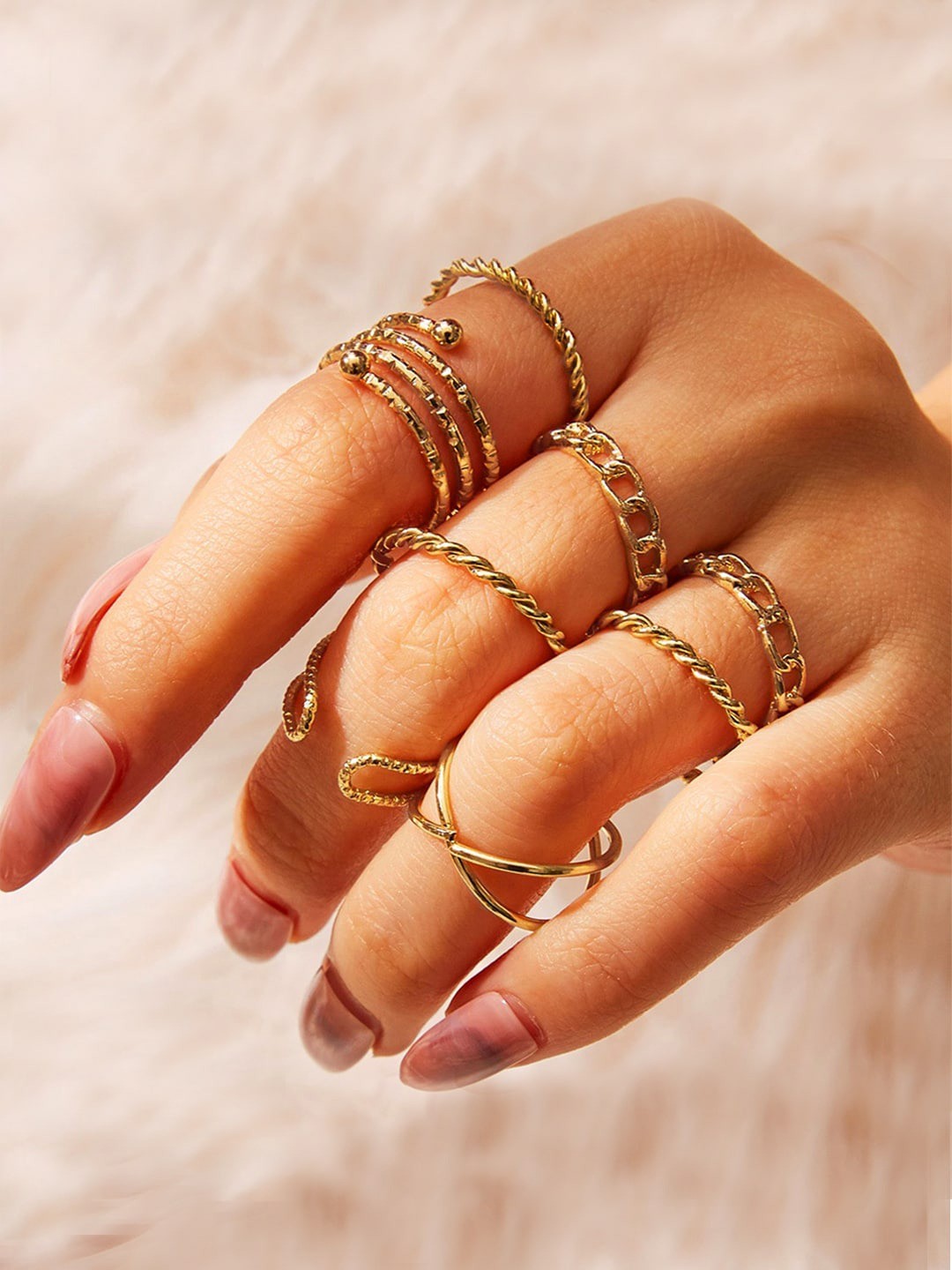 

Yellow Chimes Set of 8 Gold-Plated Boho Vintage Style Knuckle Rings