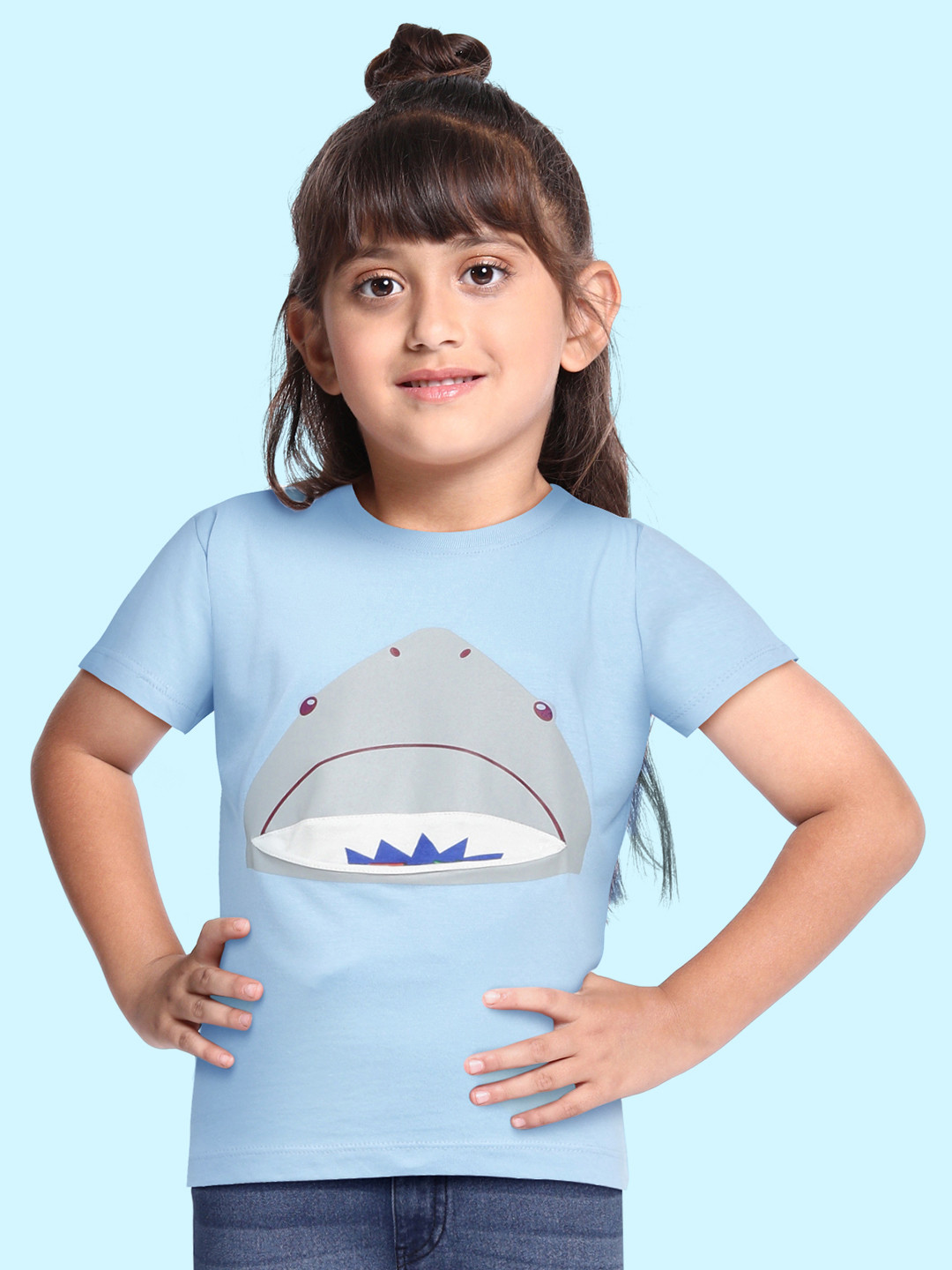 

abof Girls Blue Printed Interactive Pure Cotton T-shirt