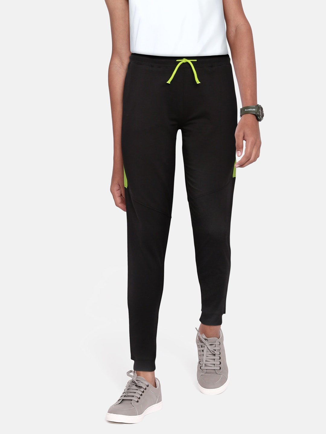 

abof Boys Black Solid Pure Cotton Joggers