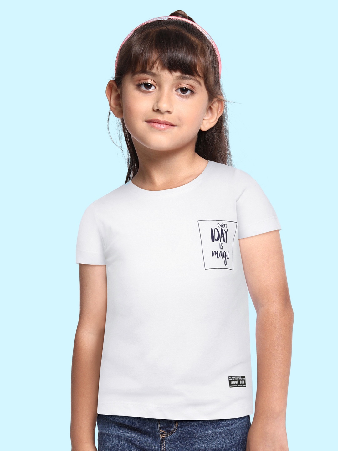 

abof Girls White & Navy Blue Typography Printed Pure Cotton T-shirt
