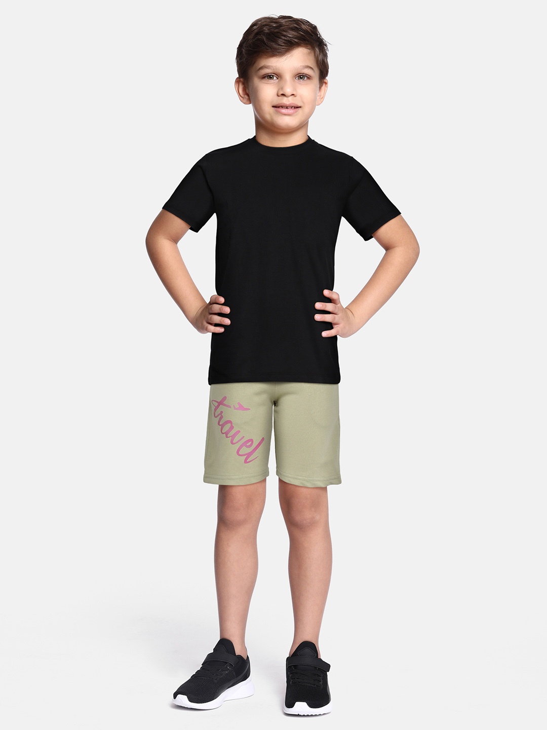 

abof Boys Mint Green Typography Placement Print Regular Fit Mid-Rise Knitted Shorts