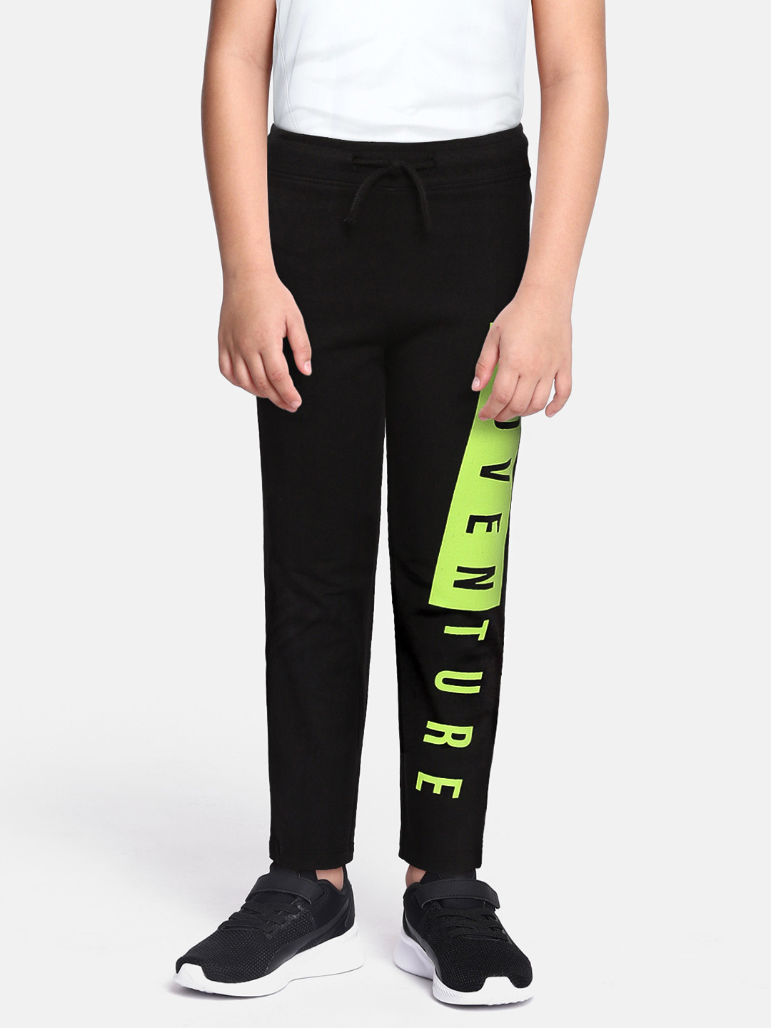 

abof Boys Black Printed Pure Cotton Regular Fit Track Pants