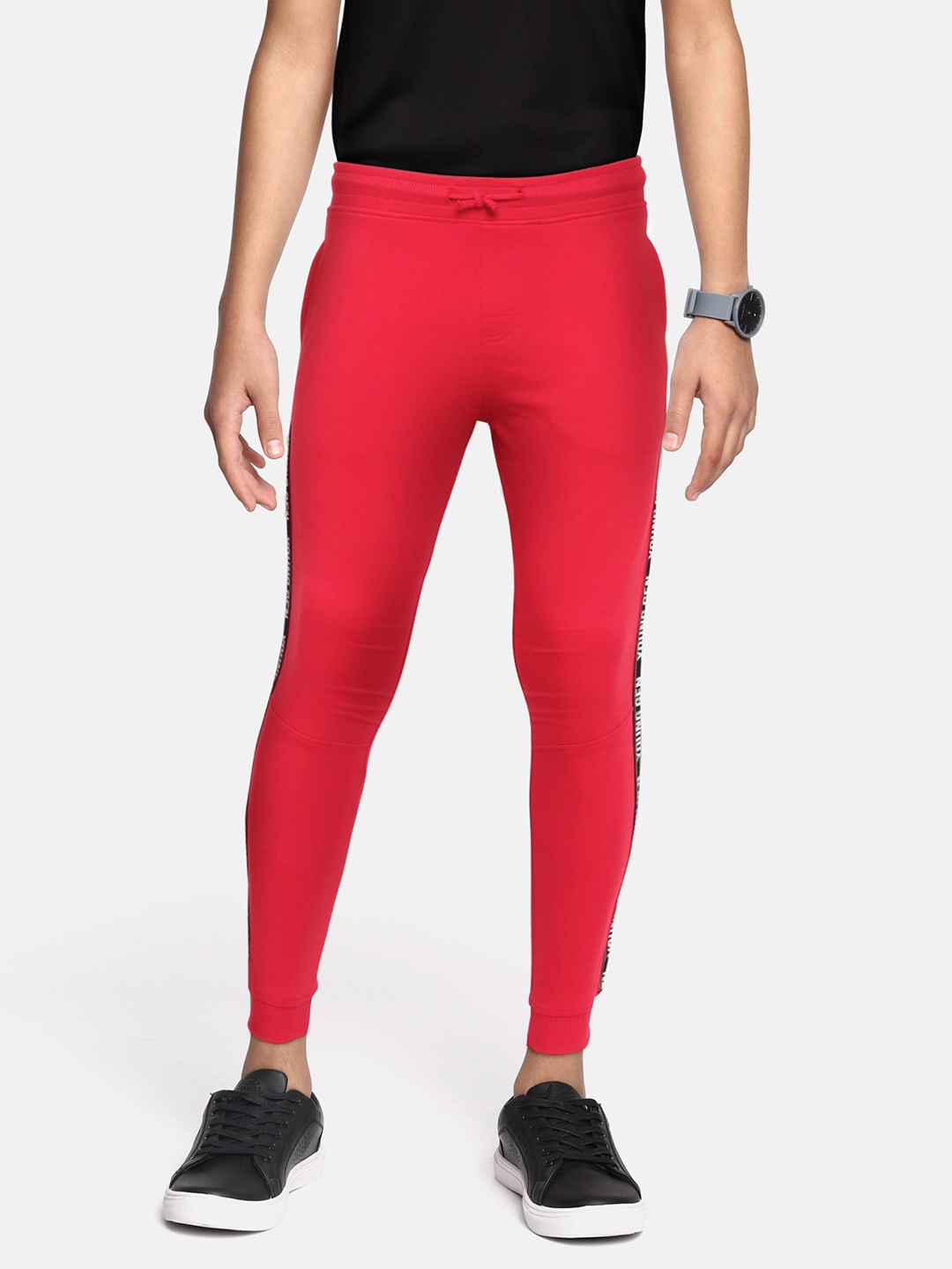

abof Boys Red & Black Solid Pure Cotton Joggers with Typography Print Detail At Side Seam