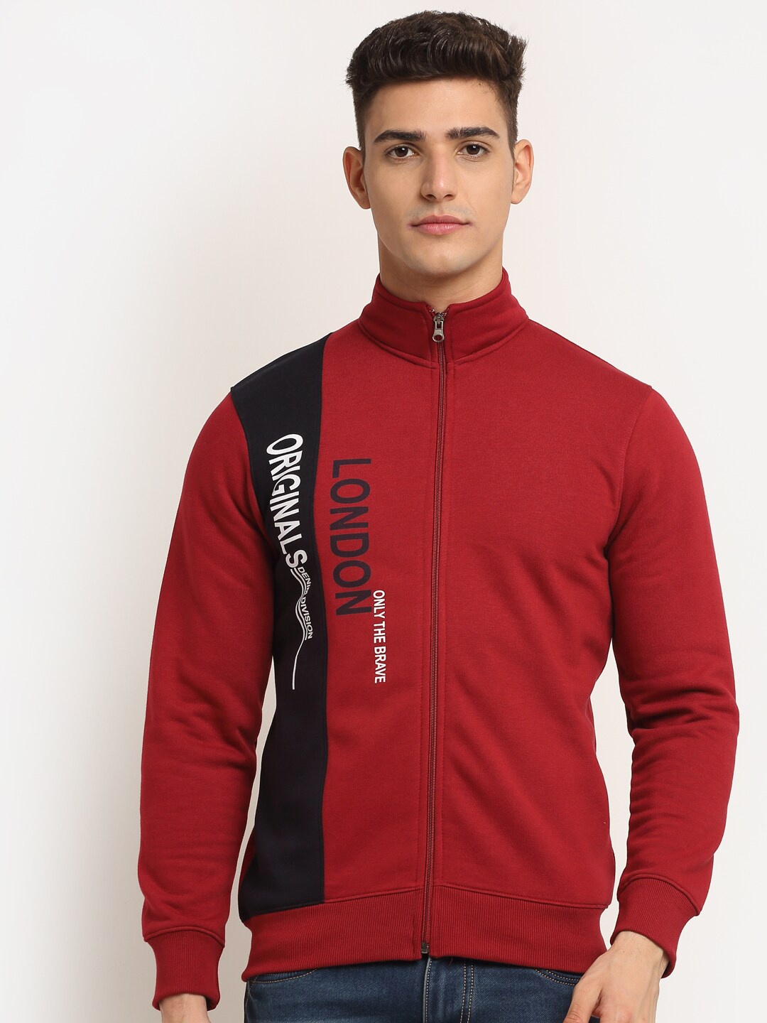 

Rodamo Men Maroon Fleece Printed Sweatshirt