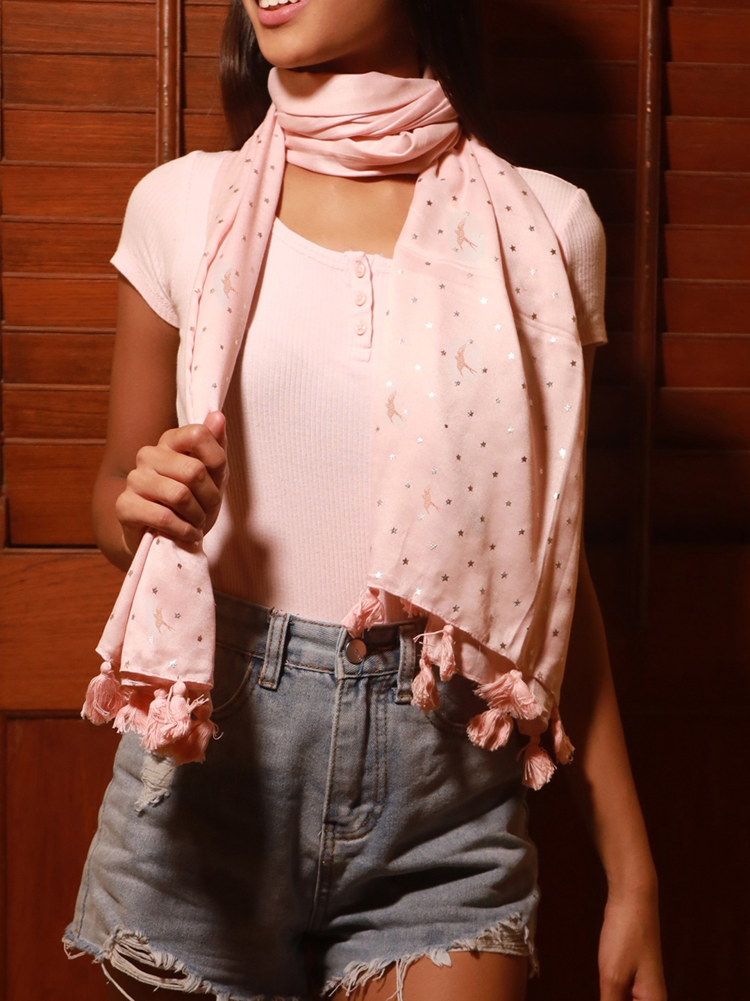 

Ayesha Women Peach-Coloured Contemporary Birds Printed Polyester Scarf