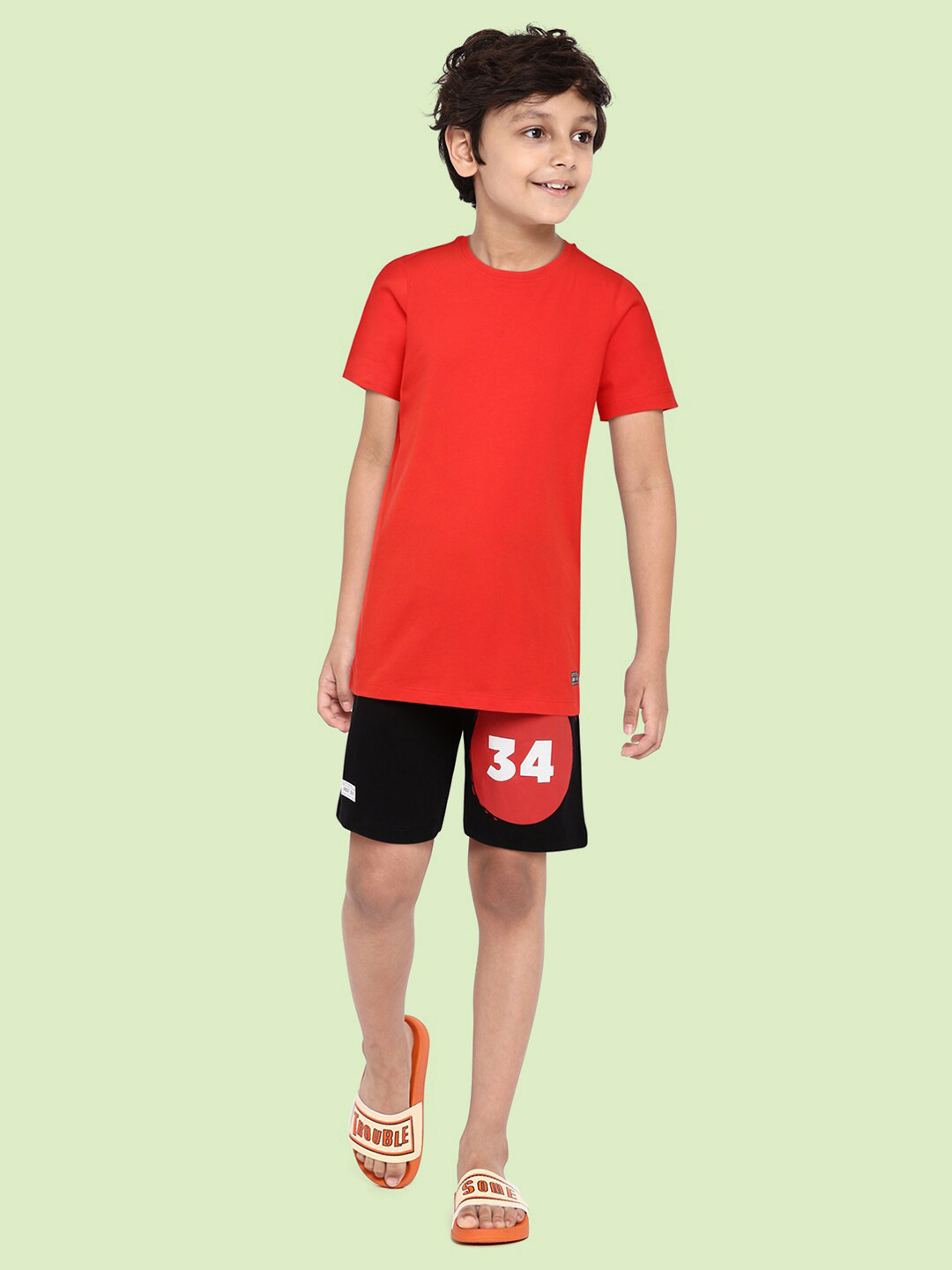 

abof Boys Red & Black Pure Cotton Tshirt & Shorts