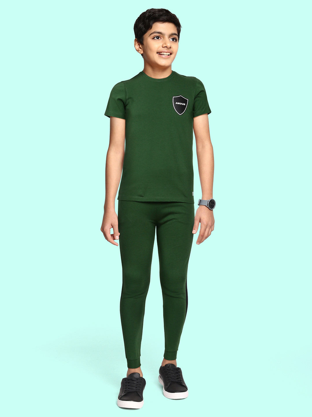 

abof Boys Green Solid Pure Cotton Tshirt & Joggers