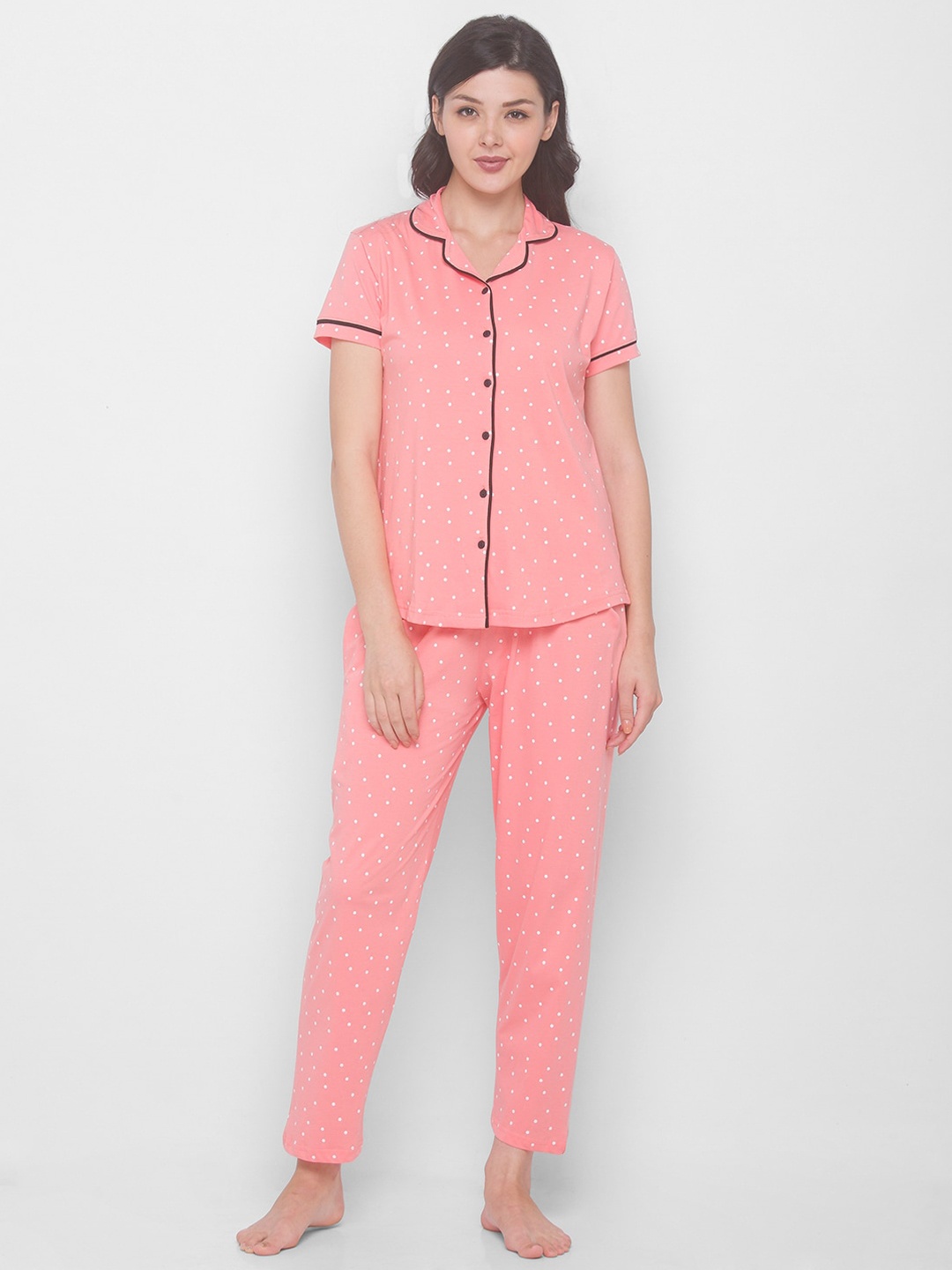 

AV2 Women Peach-Coloured & White Pure Cotton Polka Dot Printed Night Suit