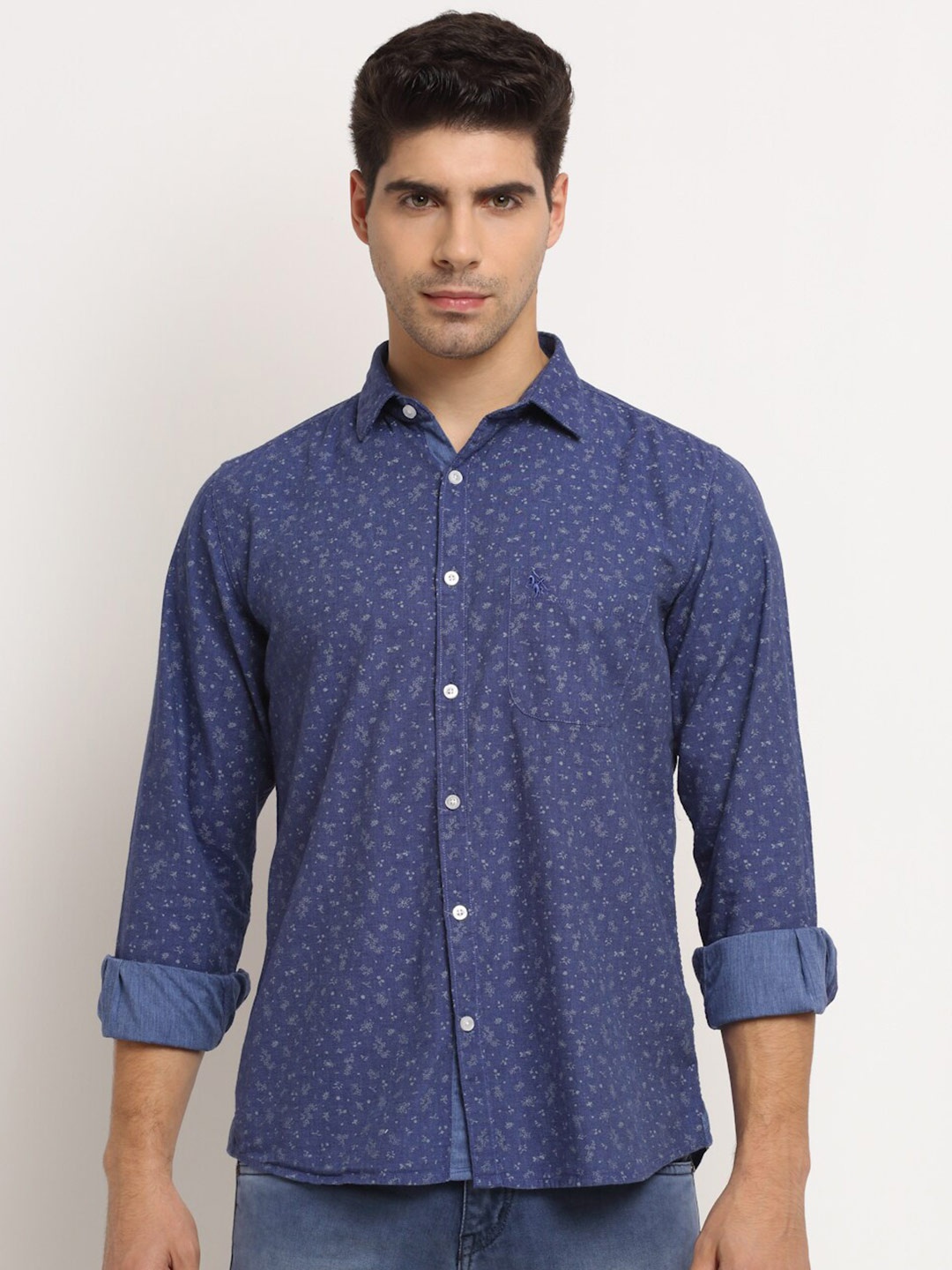 

Cantabil Men Blue Floral Printed Pure Cotton Casual Shirt