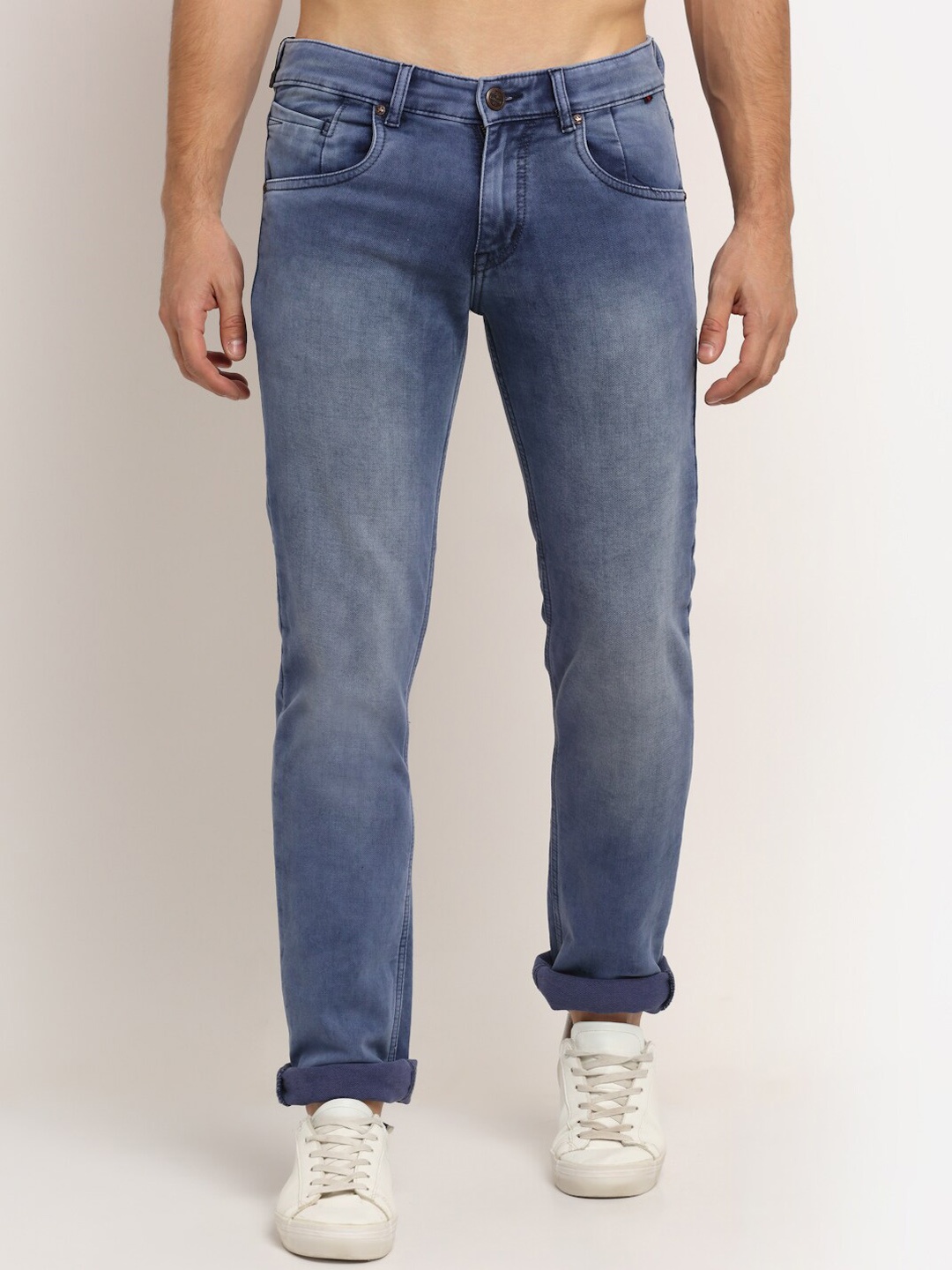 

Cantabil Men Blue Heavy Fade Stretchable Jeans