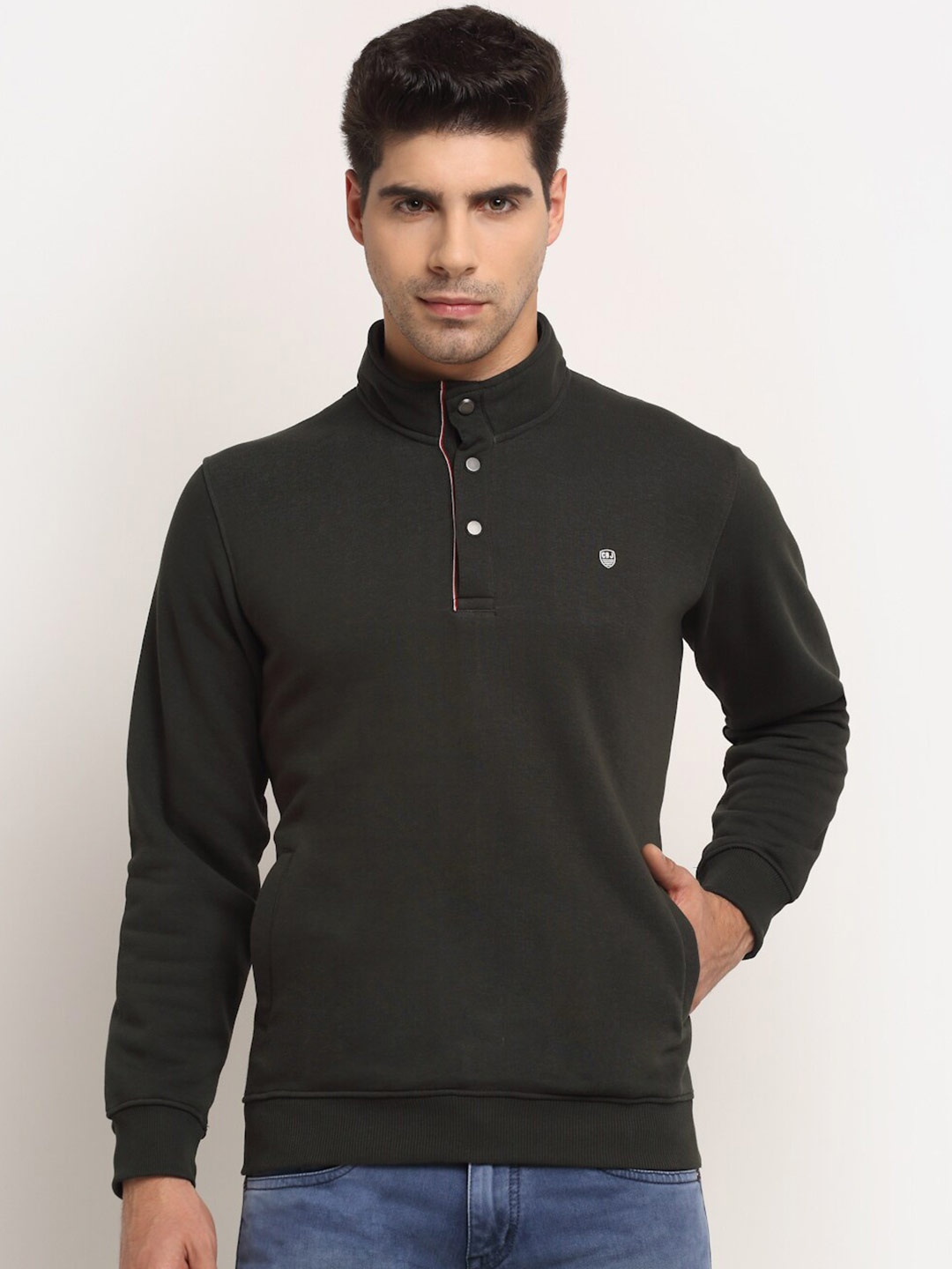 

Cantabil Men Olive Green Sweatshirt