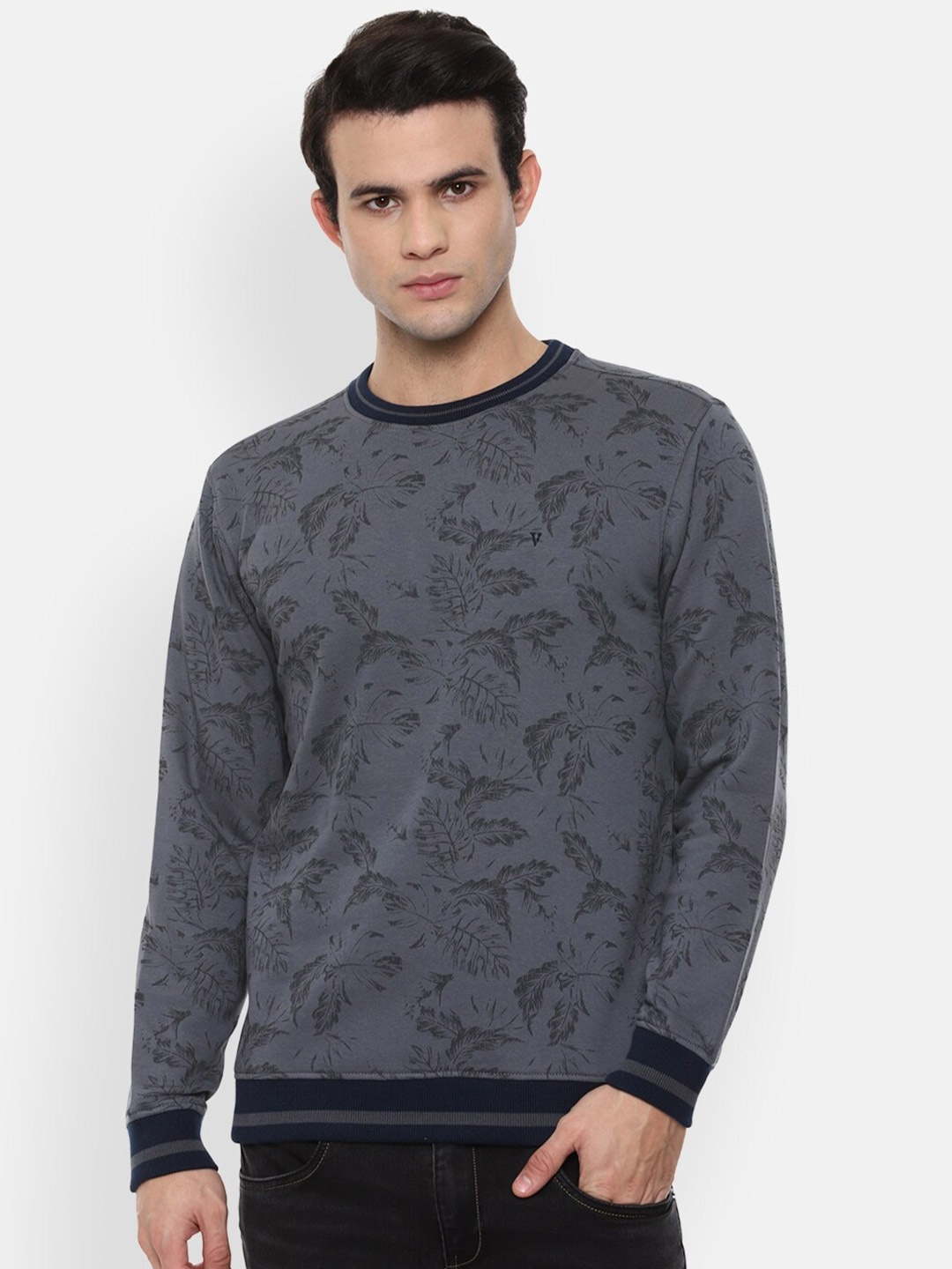 

Van Heusen Sport Men Grey Printed Round Neck Sweatshirt