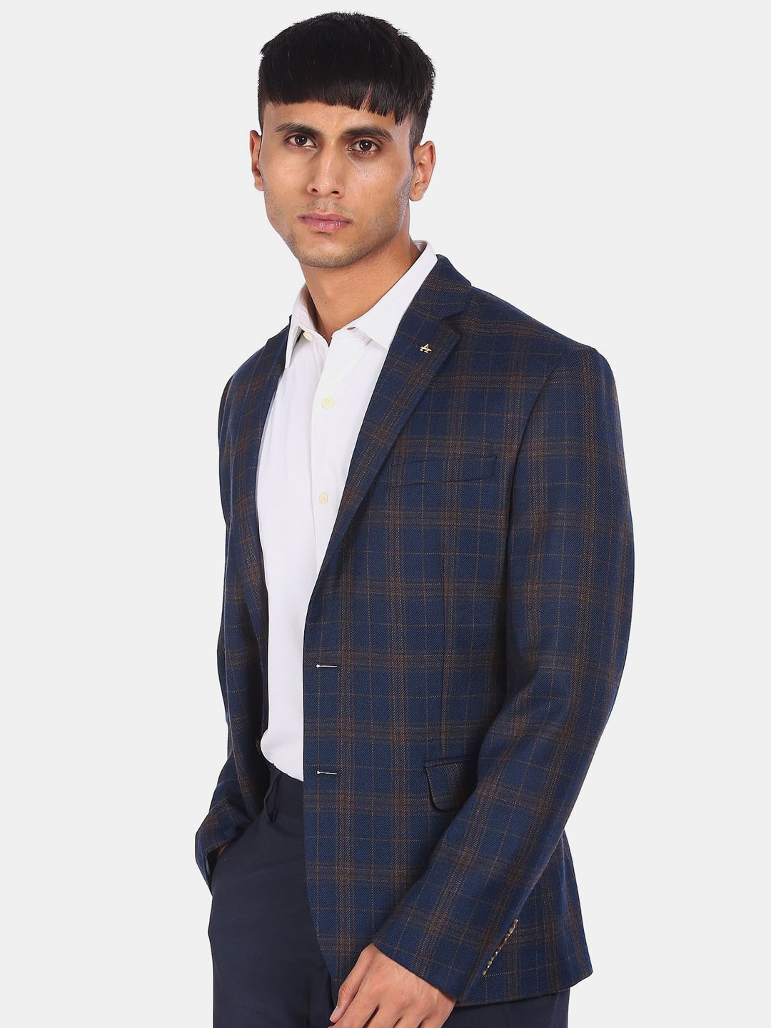 

Arrow Men Blue & Brown Checked Single Breasted Blazer