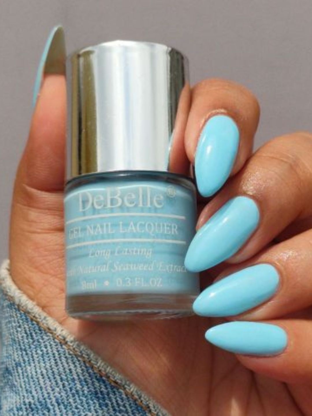 

DeBelle Gel Nail Lacquer - Snow Bleu 8 ml, Blue