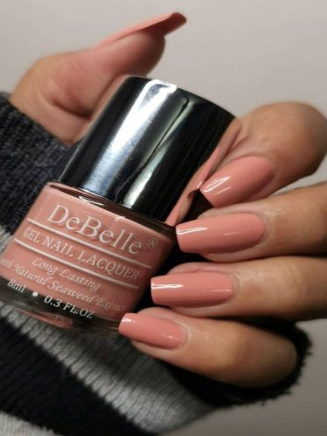 

DeBelle Gel Nail Lacquer - Salmon Ballerina 8 ml, Pink